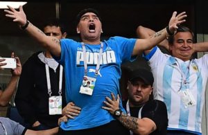 Maradona a peso de ouro.
