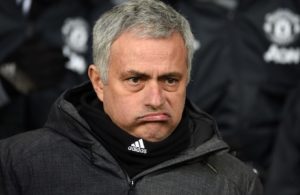 Mourinho na porta de saída? Há quem já aponte o sucessor.