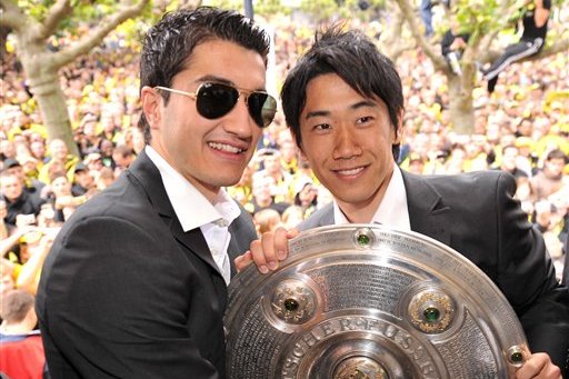Sahin e Kagawa riscados.