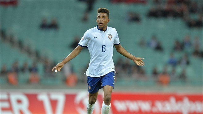 As palavras de Fernando Santos a Gedson, na sua estreia na Seleção.