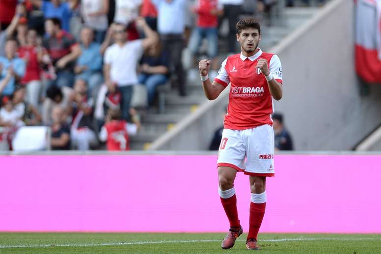 Xadas chumba no Mónaco.