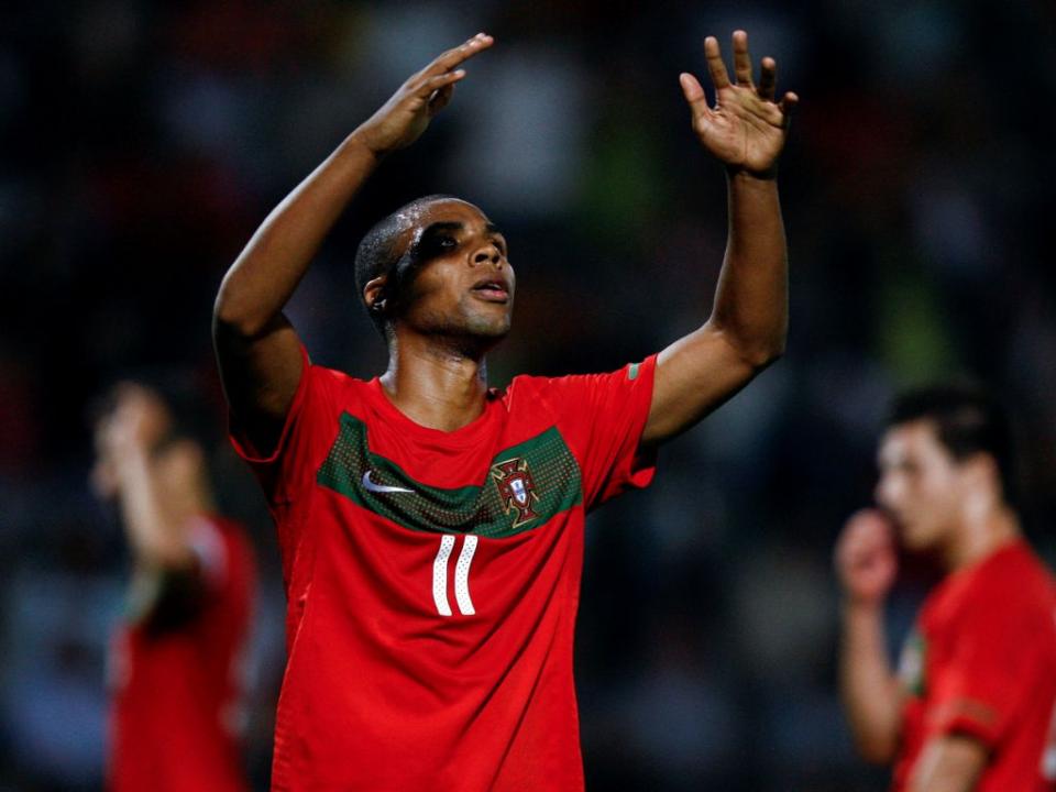 Wilson Eduardo ao serviço de Angola.