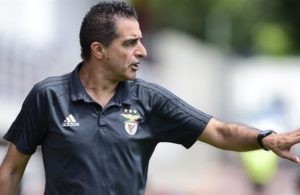 Treinador do Benfica B critica jogadores