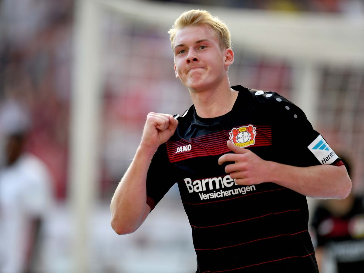 Prodígio alemão dado como certo no Dortmund.