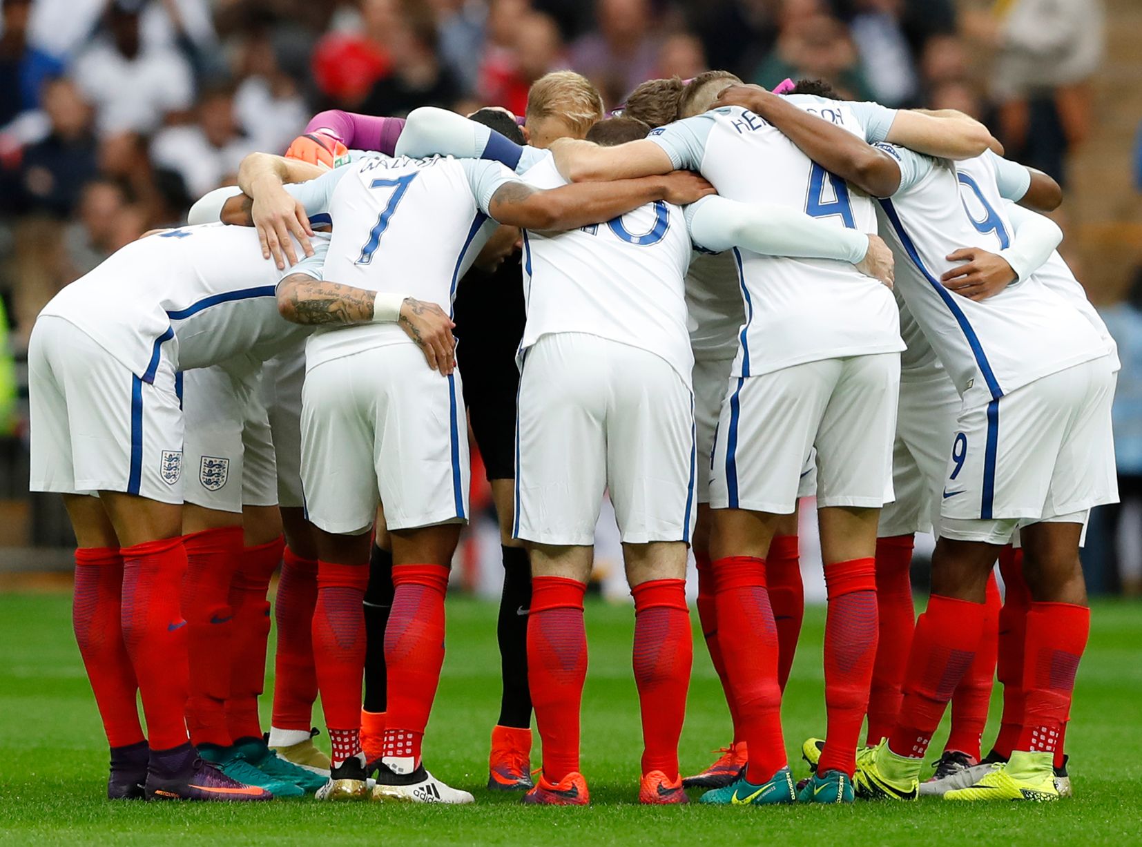 Inglaterra divulga convocados.