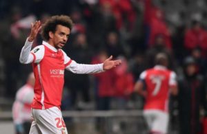 Fábio Martins de partida.