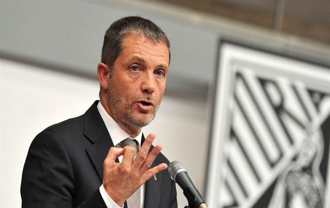 Júlio Mendes e a demissão.