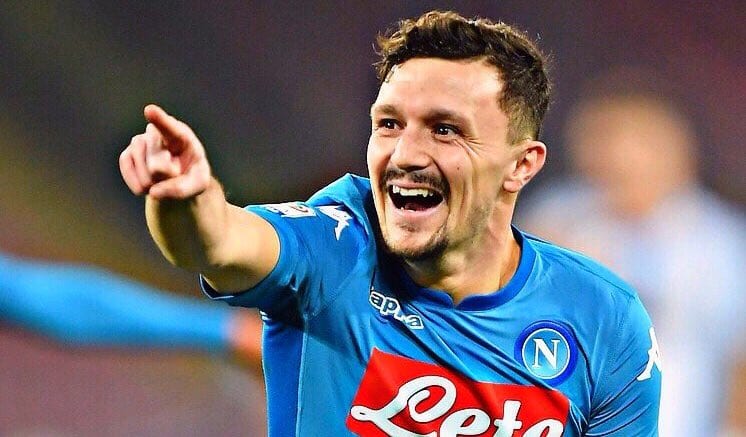 Mário Rui ganha força.