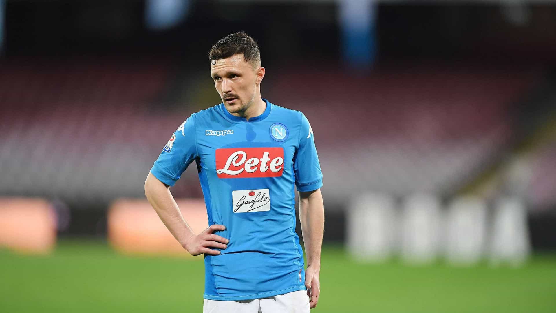 Mário Rui ganha força.