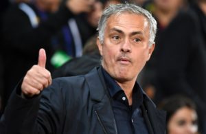 Mourinho na fecha a porta ao Newcastle.