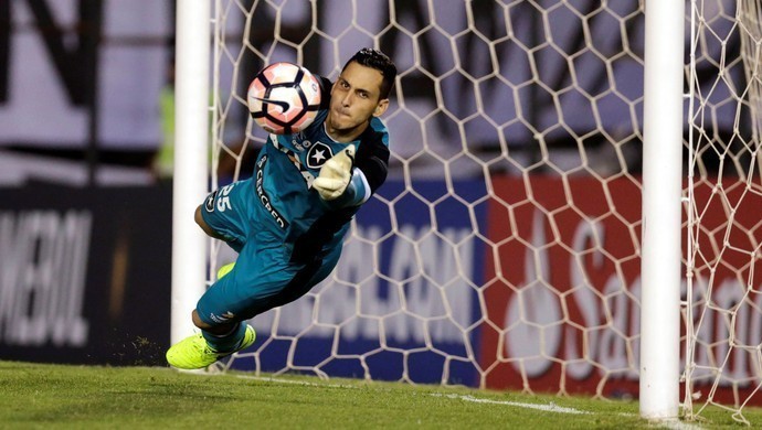 FC Porto interessado em Gatito.