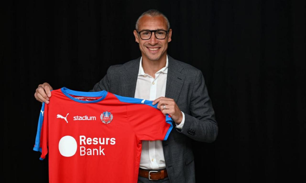 OFICIAL: Henrik Larsson no Helsingborg.