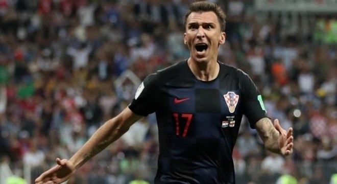 Lazio vira-se para Mandzukic.
