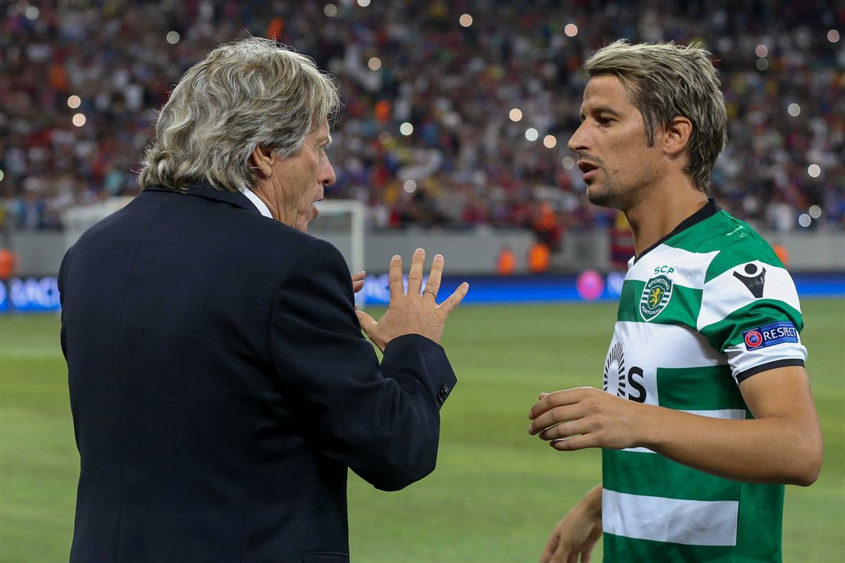 Fábio Coentrão perto de se juntar a Jesus.