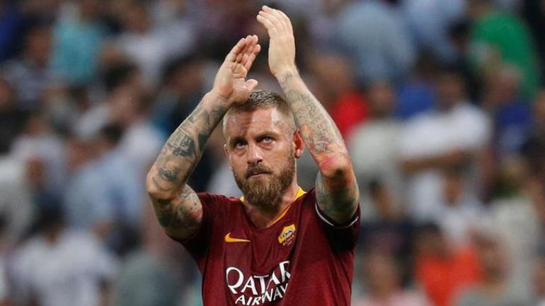 OFICIAL: De Rossi diz adeus.