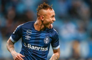 OFICIAL: Everton a caminho de Londres.