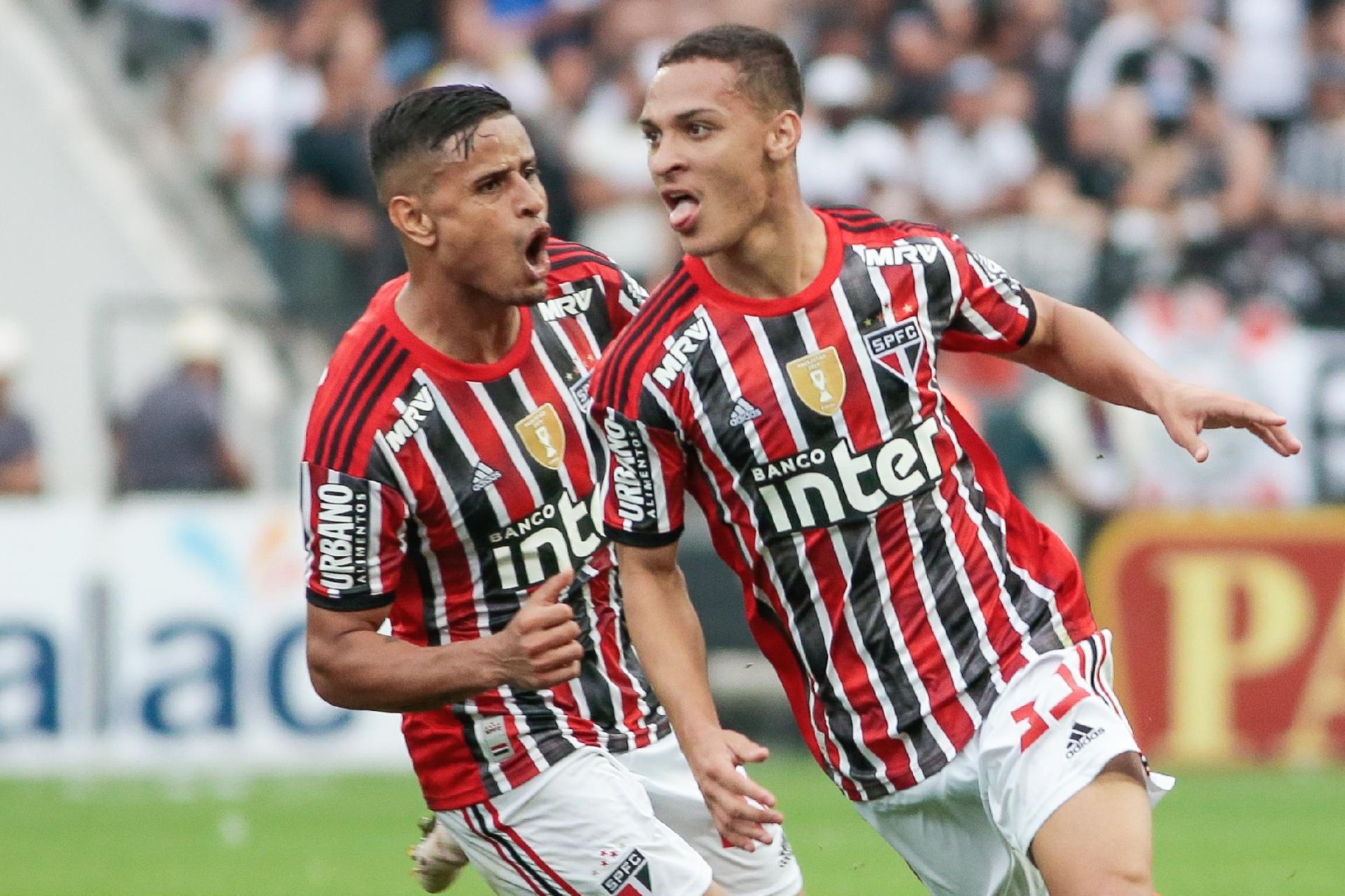 Antony desejado por “Leões”.