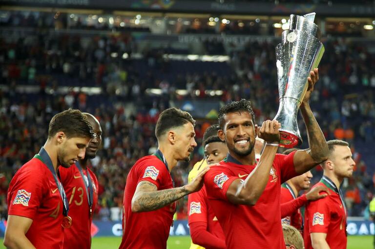 OFICIAL: Dyego Sousa na China.