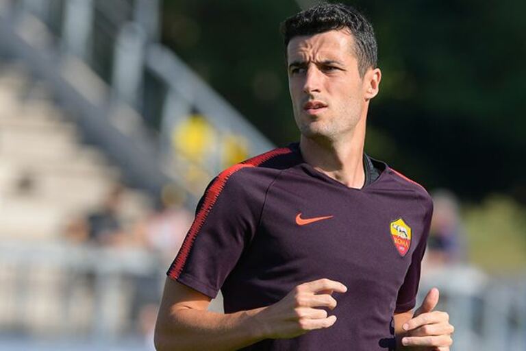 Clube Português pisca o olho a Marcano.