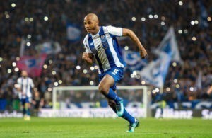 OFICIAL: Brahimi no Qatar.