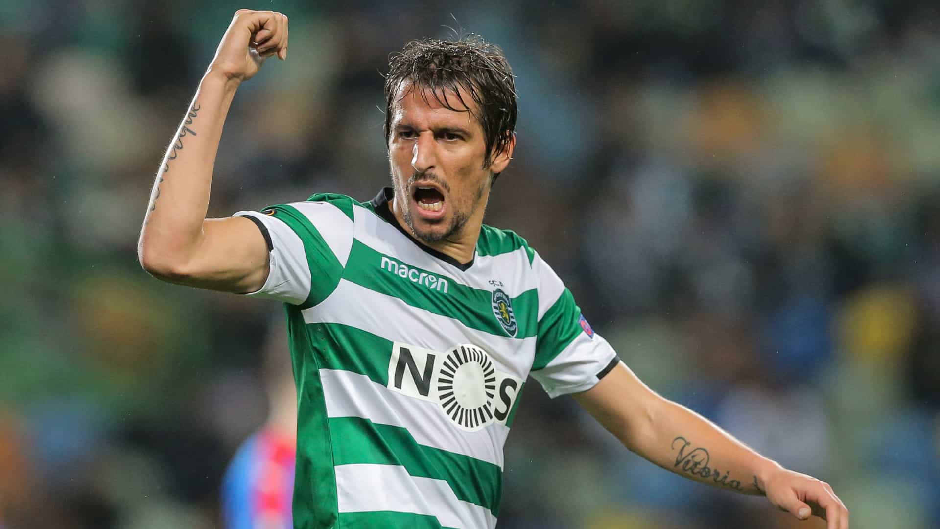 Fábio Coentrão é opção para o FC Porto.