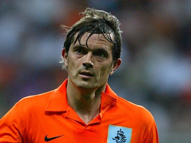 Philip Cocu pode substituir Lampard.