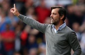 Quique Flores opção para o Newcastle.