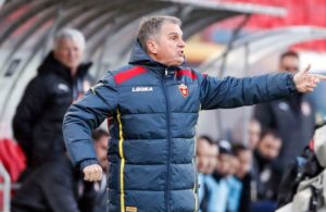 OFICIAL: Servia tem novo selecionador.