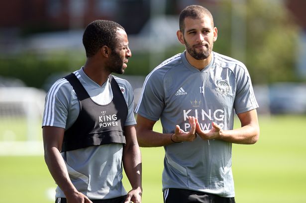 OFICIAL: Slimani no Mónaco.