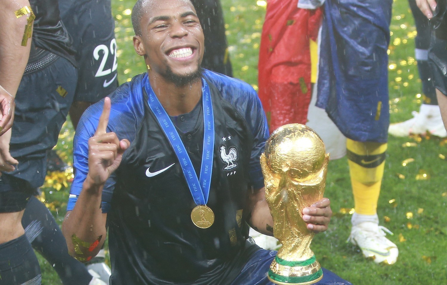 OFICIAL: Sidibé é reforço de Marco Silva.