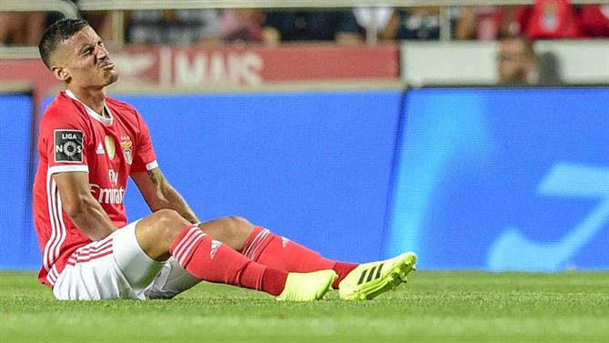 OFICIAL: Paragem longa para Chiquinho.