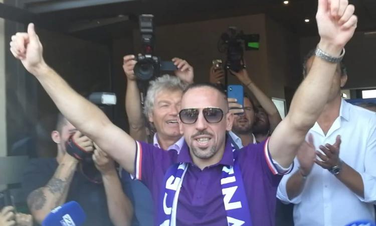 OFICIAL: Ribéry na Fiorentina.