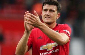 Maguire entre guerra de patrocinadores.