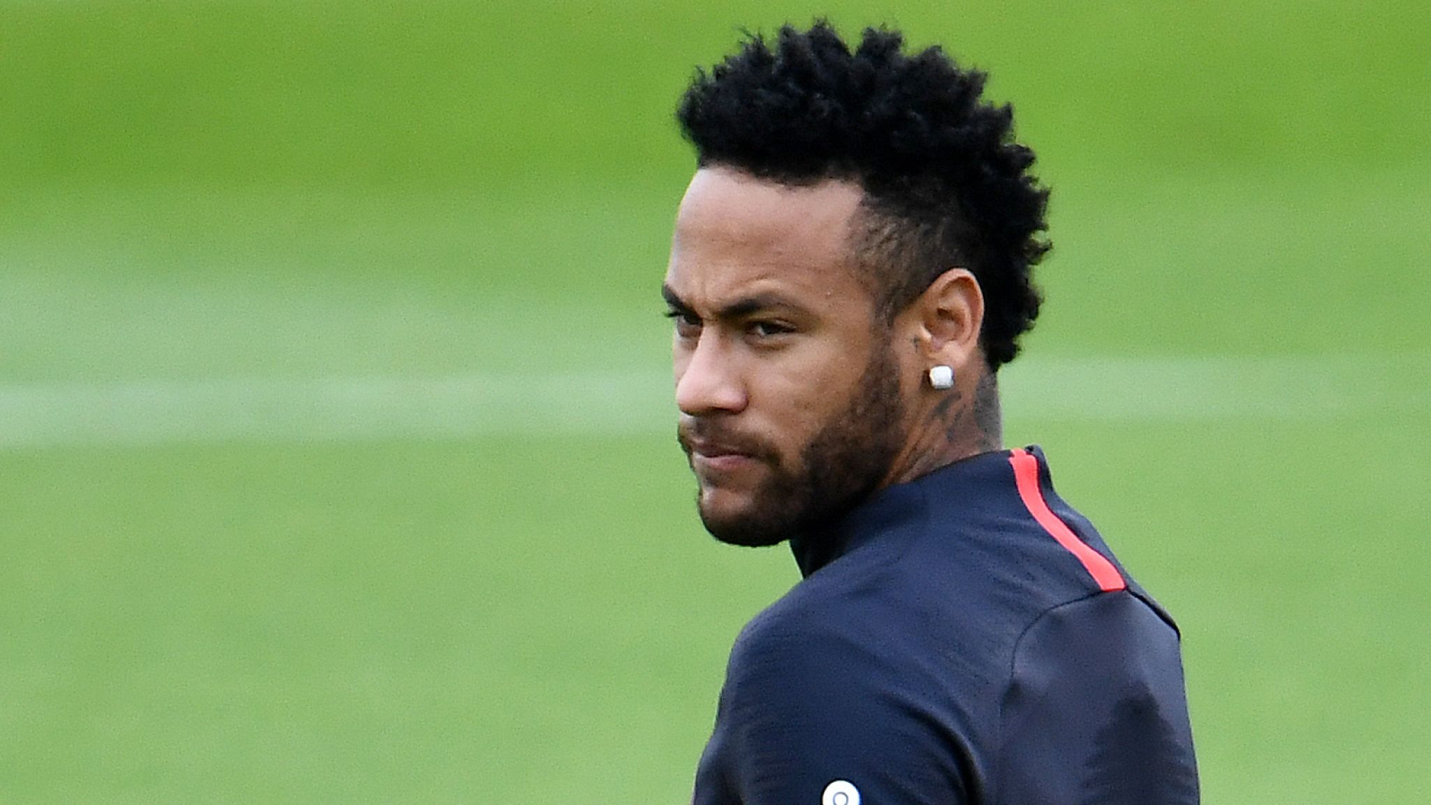 Neymar “responde sempre a provocações”