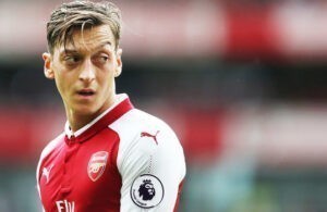 Decisão tomada: Ozil é para sair.