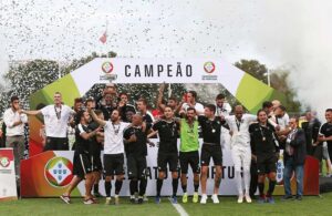 OFICIAL: Casa Pia sem treinador.