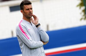 OFICIAL: Thiago Motta no comando.
