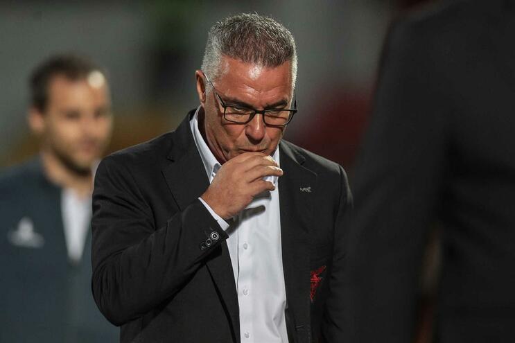 OFICIAL: Augusto Inácio sai.