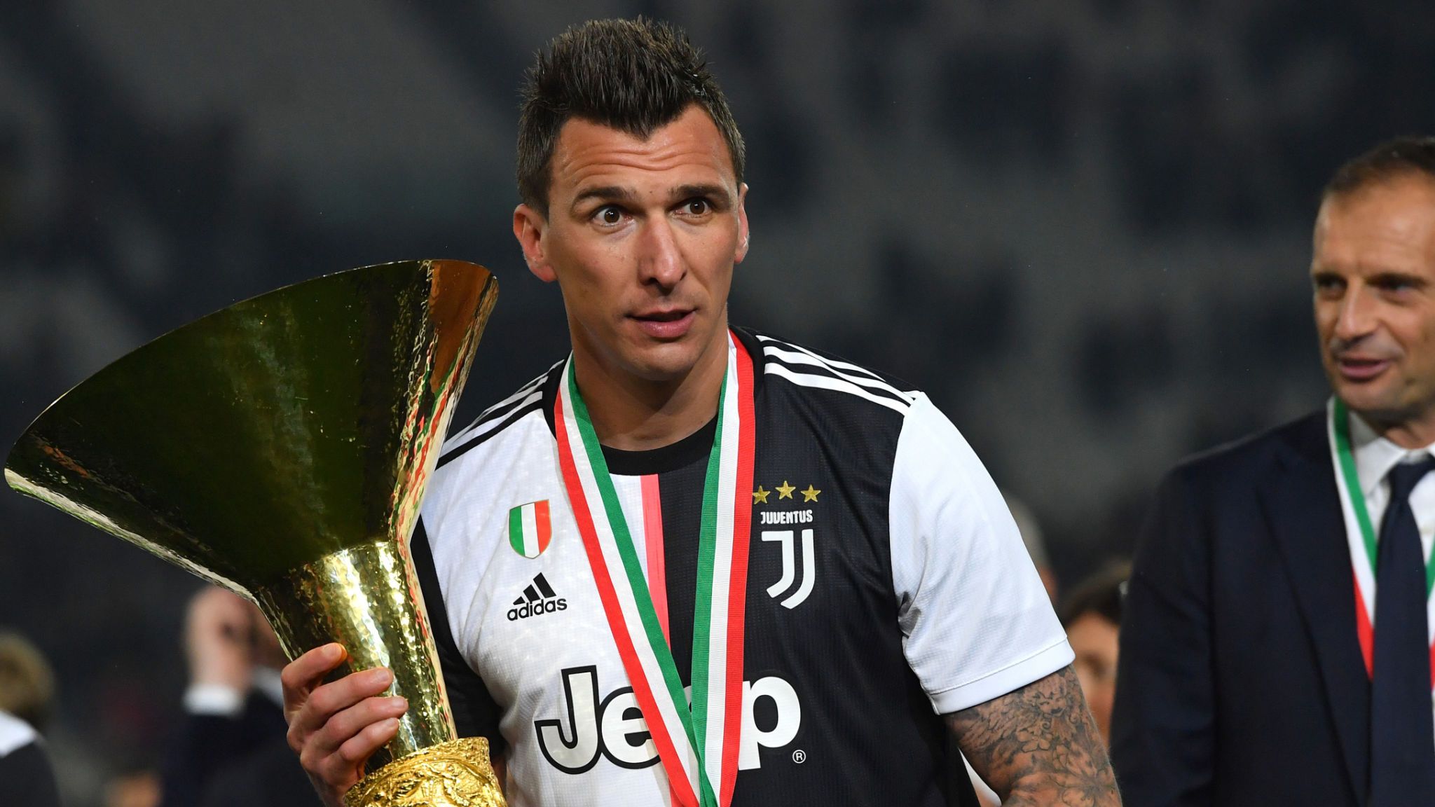Preço de Mandzukic definido.