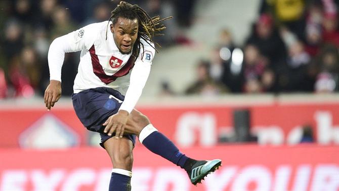 Renato Sanches destaque em França
