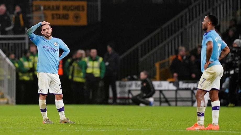 Clubes já pensam cortar nos salários