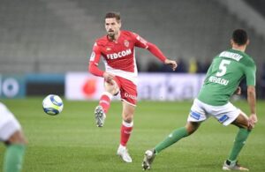 Adrien Silva e Gelson Martins com redução