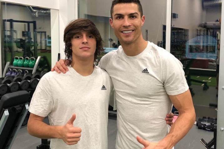 Trocou o Barcelona pela Juventus e agora é o “protegido” de Ronaldo