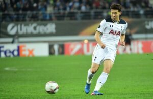 Son já está na Coreia do Sul e vai cumprir serviço militar