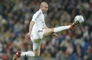“Até com 50 anos contratava o Zidane”