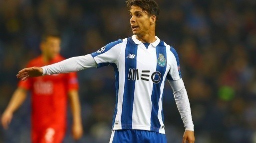 Óliver não queria sair do Dragão