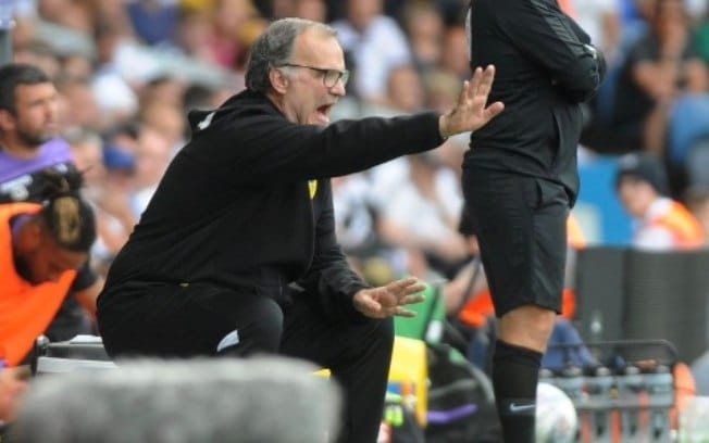 Bielsa vê salário aumentado e deixa Solskjaer para trás.