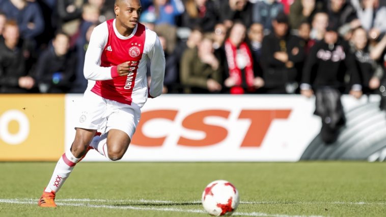 Danilo é hipótese para o Benfica.