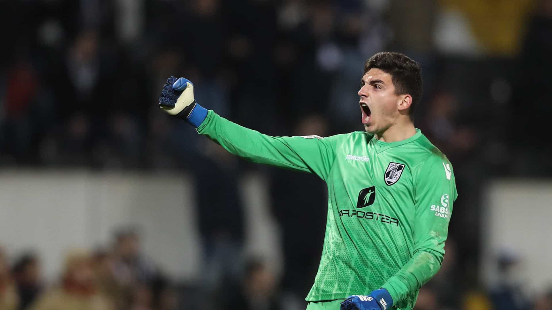 OFICIAL: Miguel Silva no APOEL.