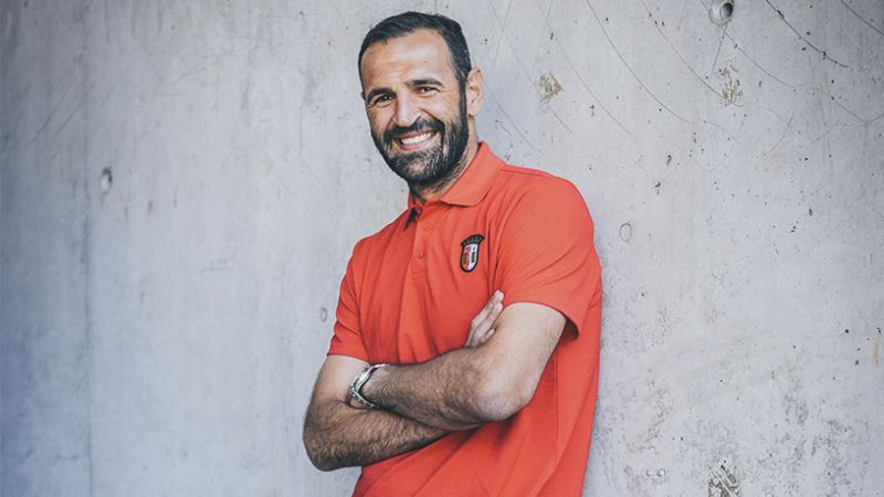 OFICIAL: Eduardo por 5 épocas.